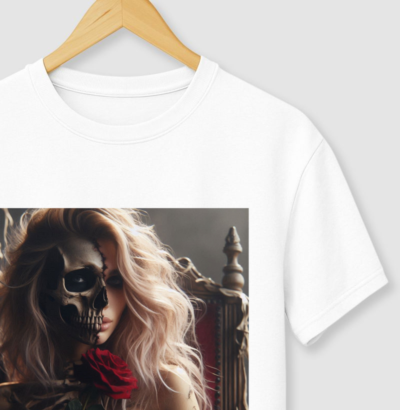 Camiseta RCV Metade luz, metade mistério.