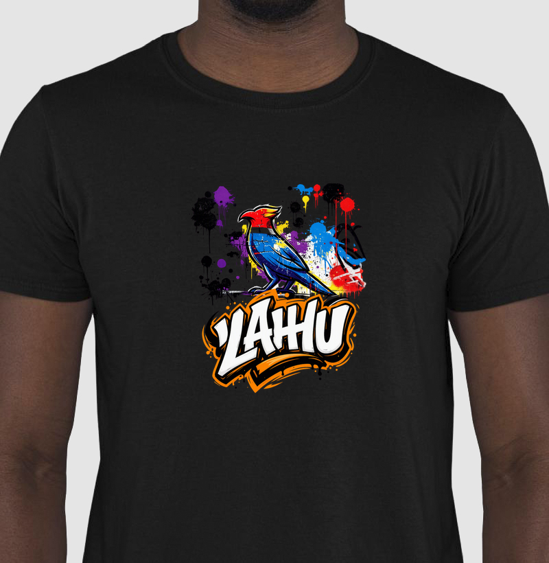  O Carcará grafiteiro não pede licença — ele domina o asfalto. Vista o grito. Sinta o poder. Seja o Carcará que reina sobre o caos. - Camiseta