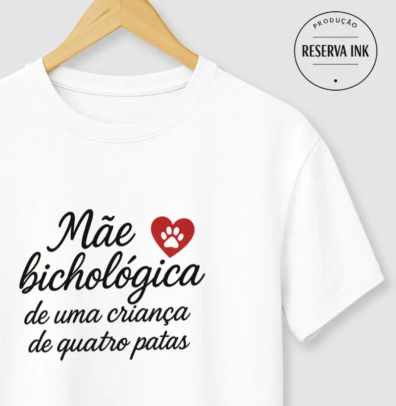 Mãe Bichológica de Uma Criança de Quatro Patas