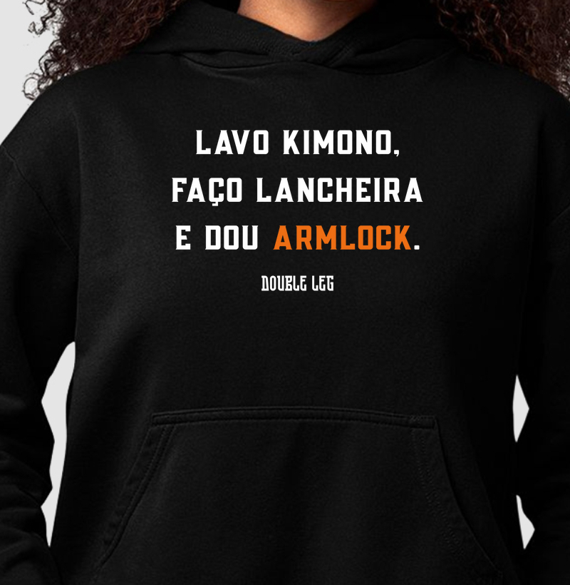 Lavo kimono, faço lancheira e dou armlock"