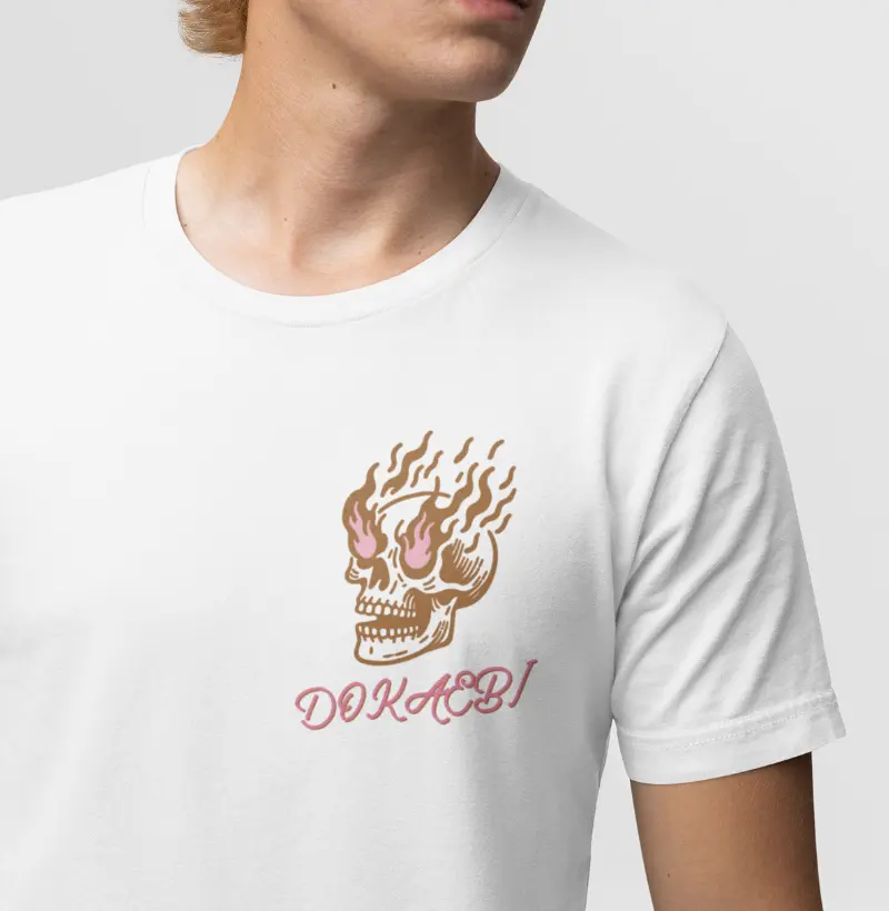 Camiseta Fiery Skull - Branca