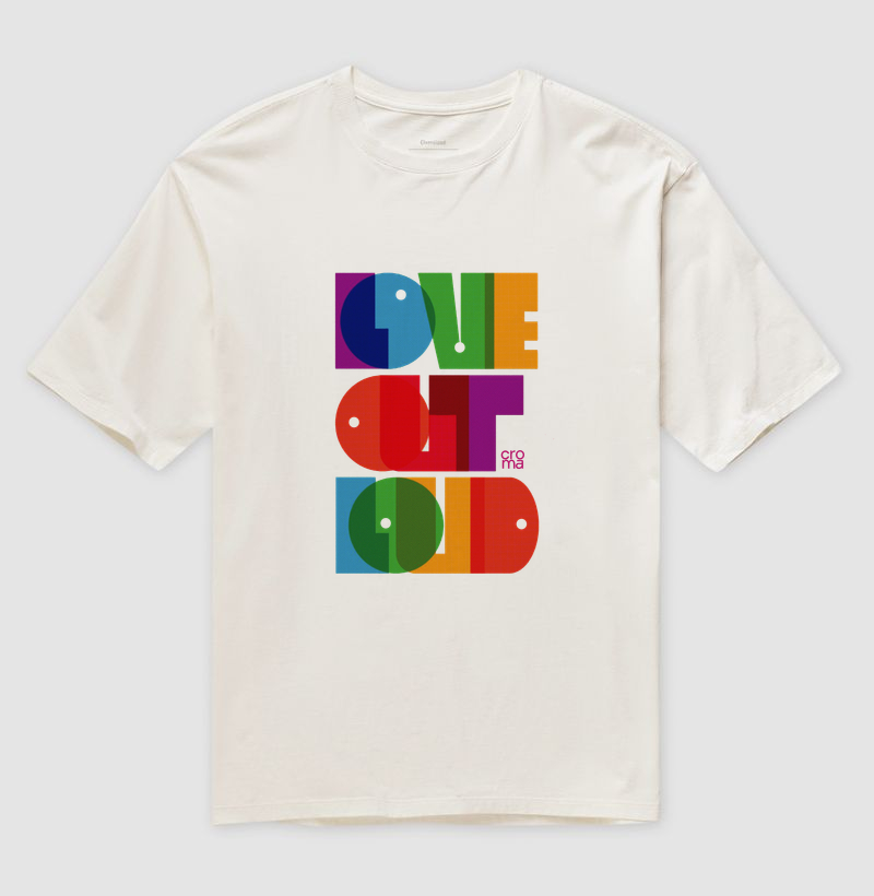 Camiseta Oversized Love Out Loud