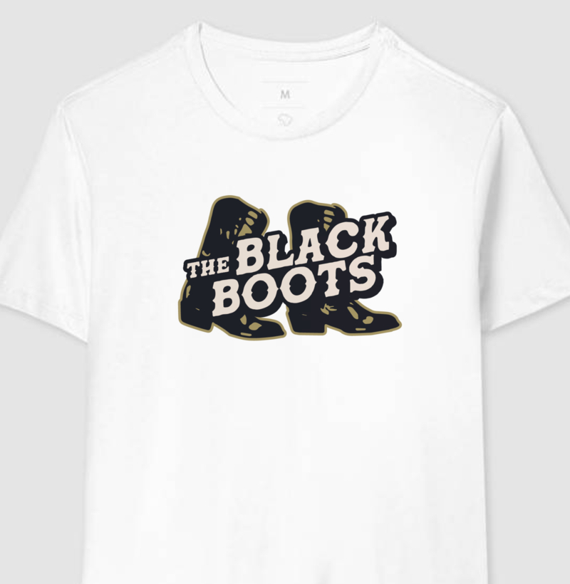 Camiseta Branca Masculina - Black Boots (Logo Oficial)