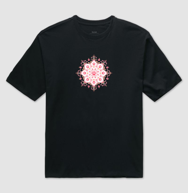 Flor Ornamental de Patinhas - Camiseta Oversized