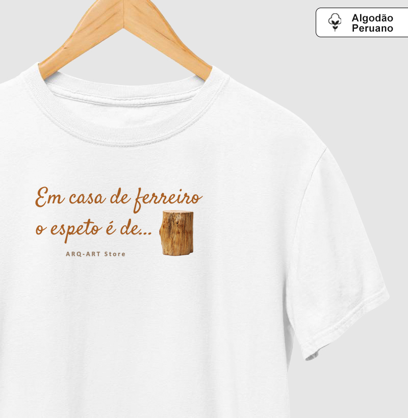 Em casa de ferreiro o espeto é de pau