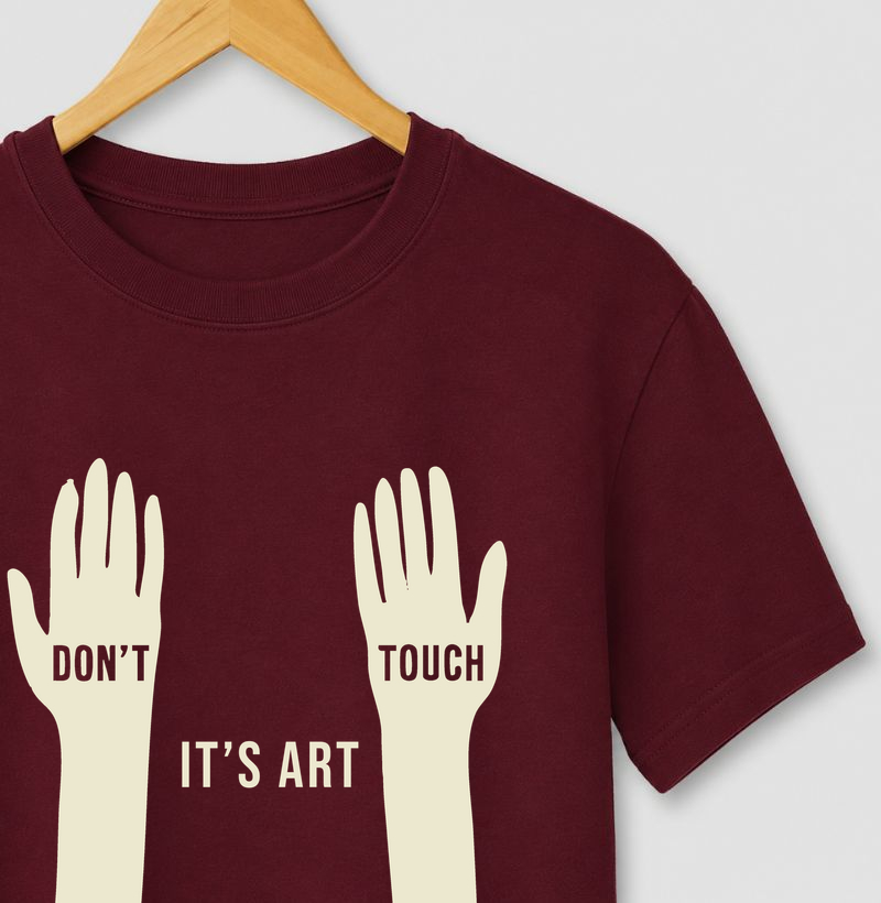 Don't touch! It's art Bordeaux 
