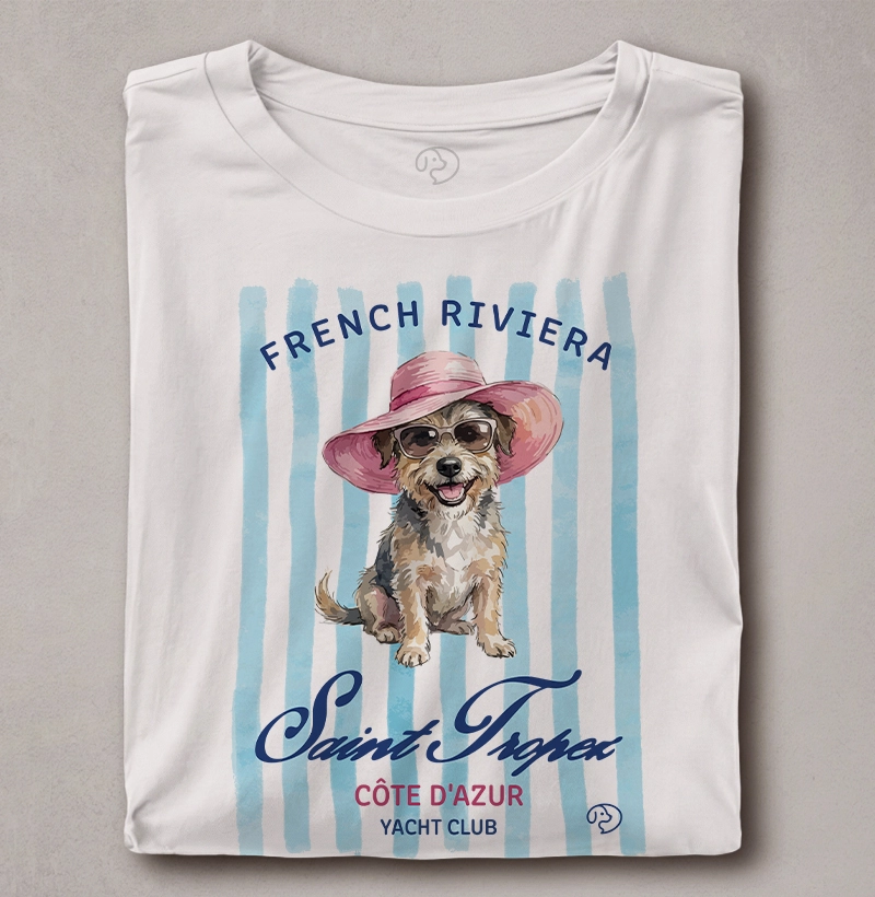 Cachorrinho em Saint Tropez
