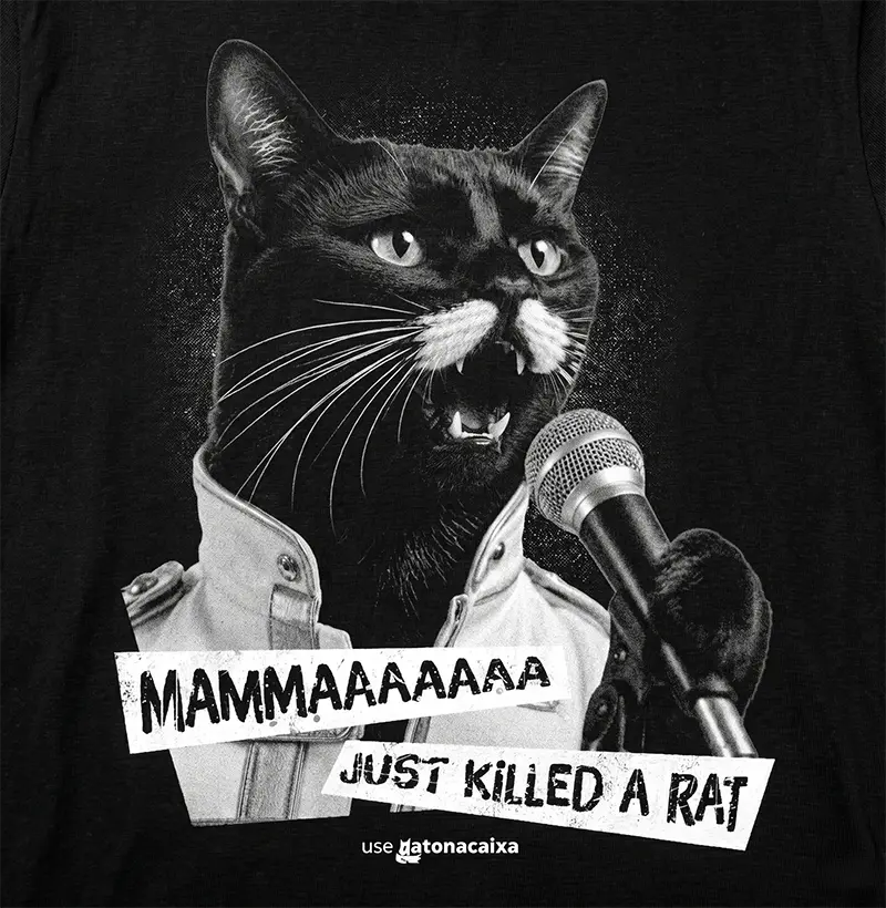 Mamma, just killed a rat! (gato preto)