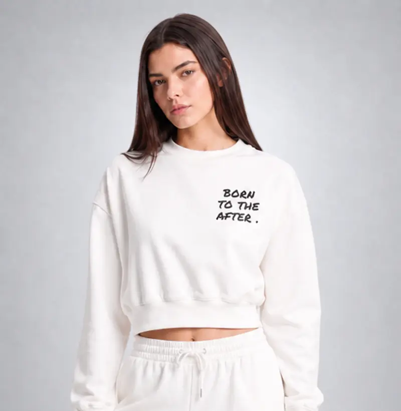 BORN TO THE AFTER — Cropped Moletom