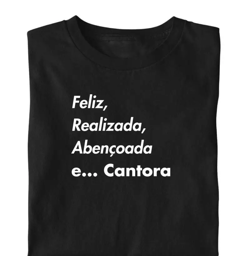 Feliz, Realizada, Abençoada e... Cantora