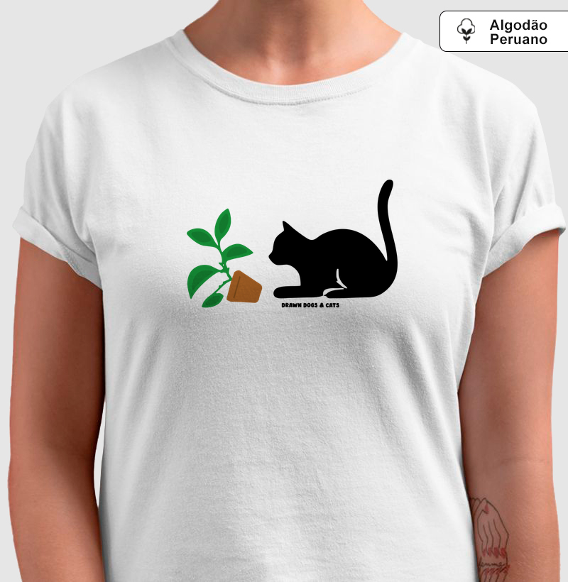 Gato abaixado ao lado do vaso
