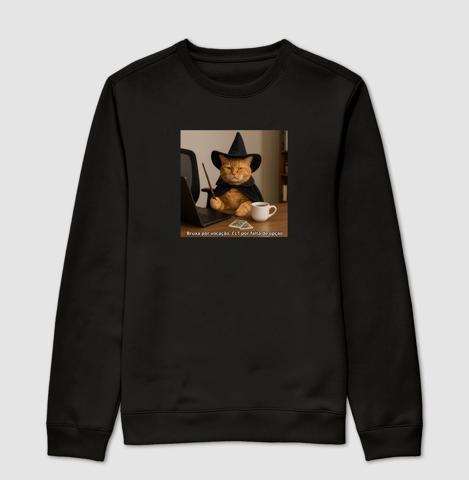 Bruxa por vocação, CLT por falta de opção