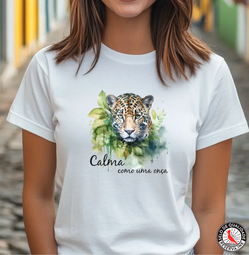 Camiseta Calma como uma onça