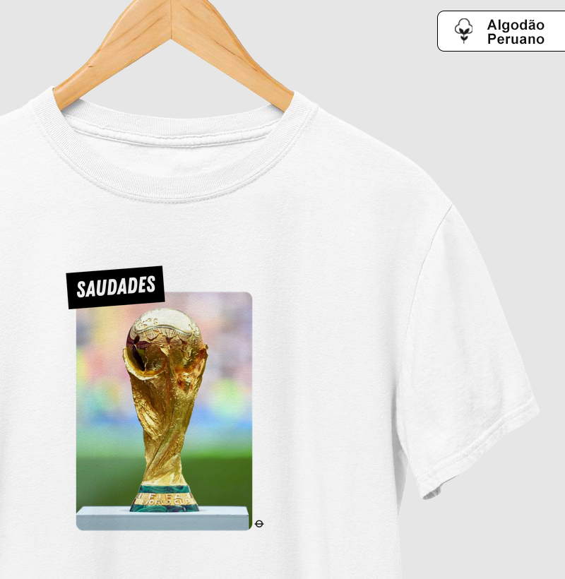 feminina de futebol estampa "saudades copa do mundo" joga bonita