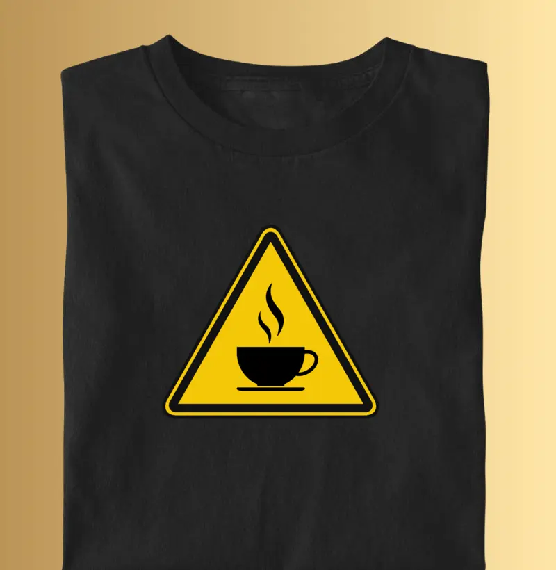 Atenção - Pessoa tomando café