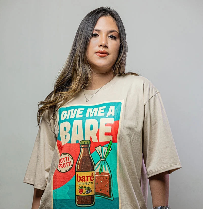 Camiseta Oversized Give me a Baré