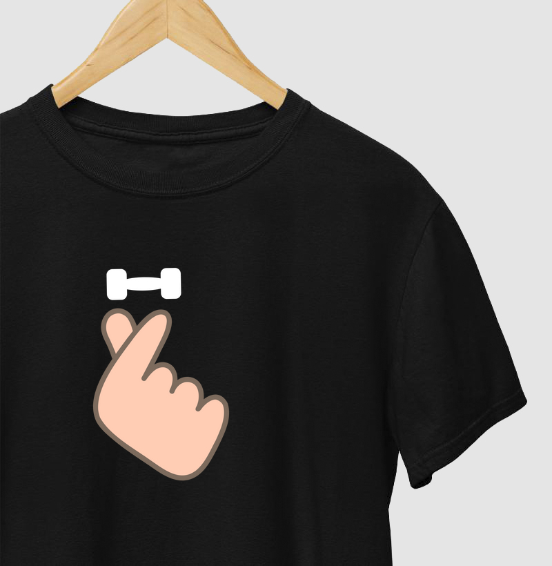 Doragym finger heart