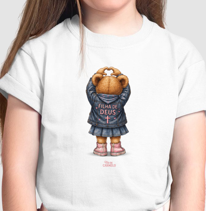 Ursinha fazendo coração (cam. infantil)