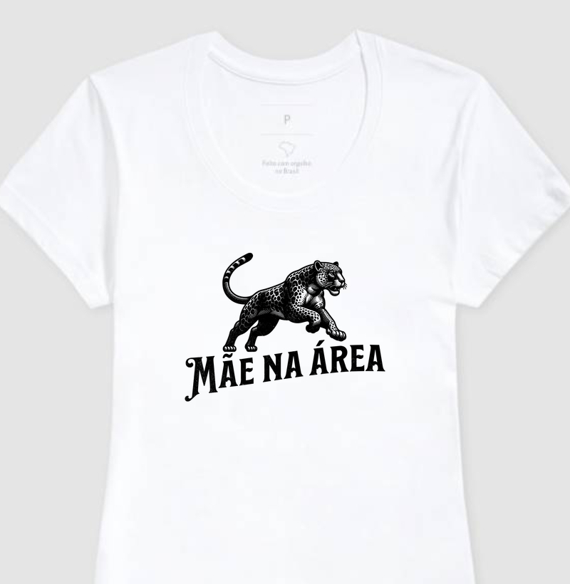 Camiseta Mãe na Área - Algodão Premium - ilustração preta / onça