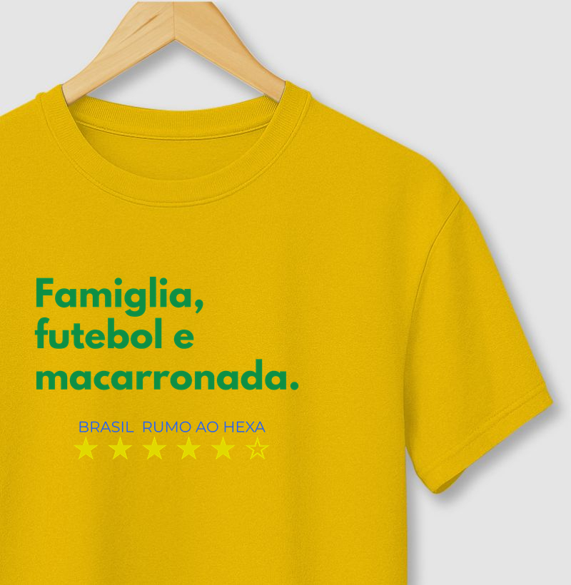 Famiglia, futebol e macarronada