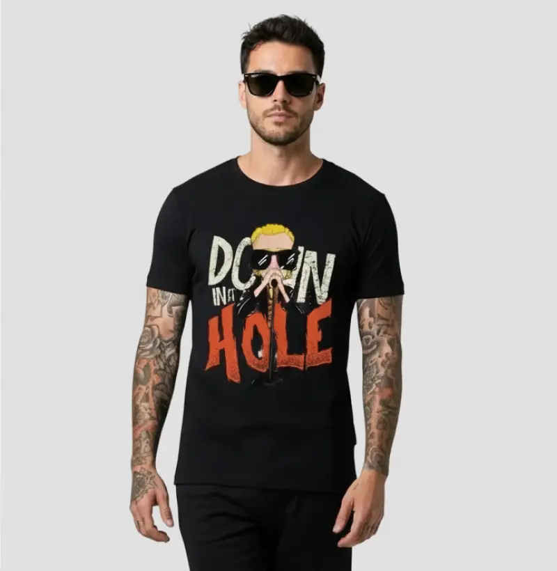 Camiseta Down In A Hole | Caos em Cores