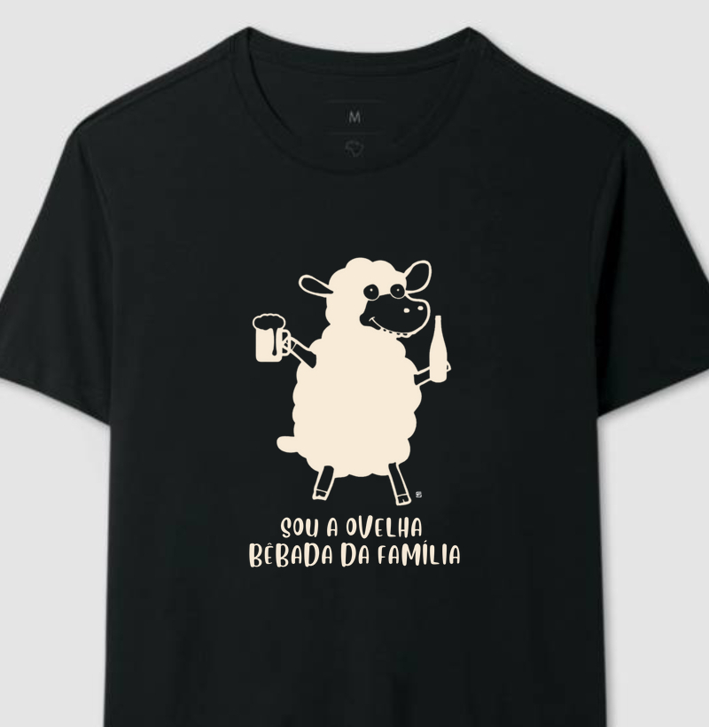 Camiseta Sou a Ovelha Bêbada da Família – Fala Sério Store
