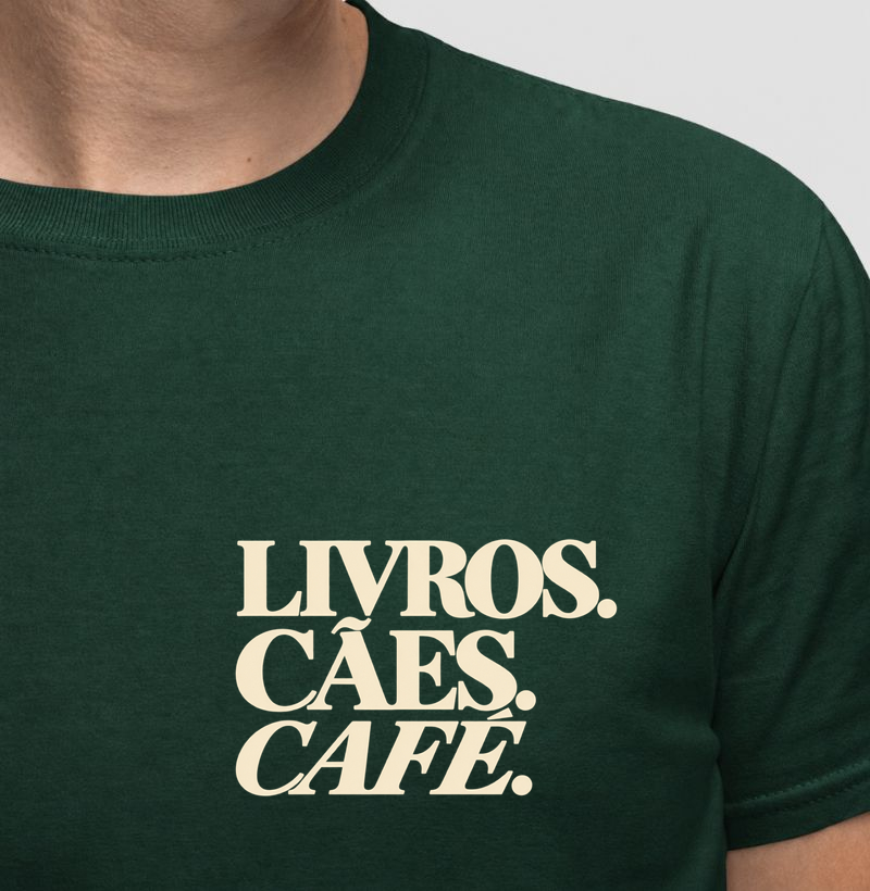 Livros, cães, café