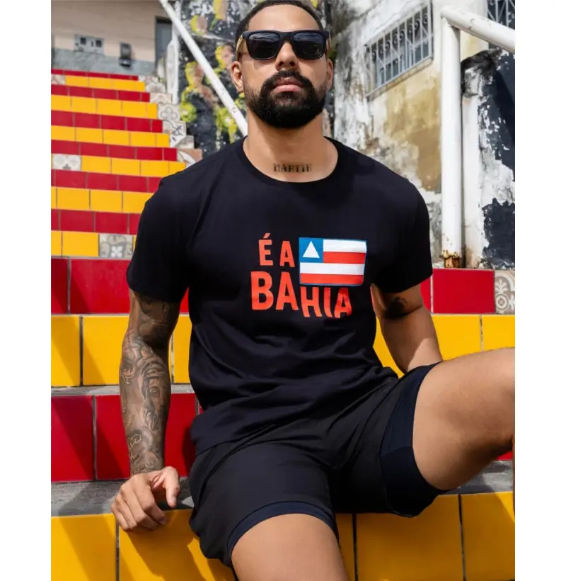 Camiseta É a Bahia. Coleção Baianês. Masculina e Feminina. Algodão Peurano