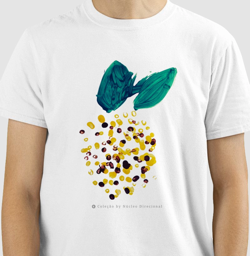 Camiseta Adulto Abacaxi by Davi Arraes