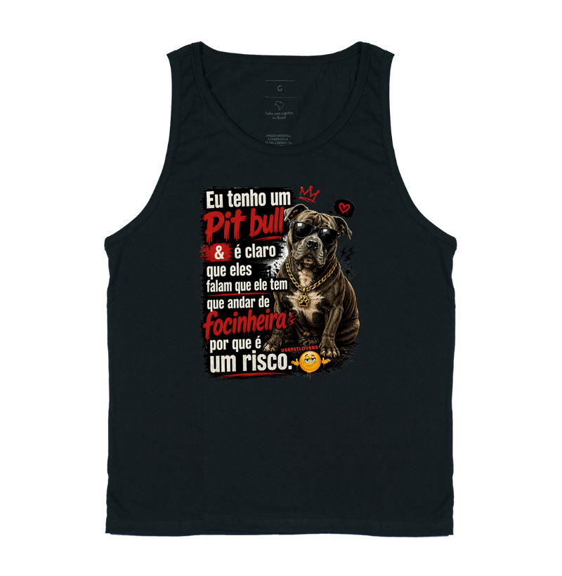 EU TENHO UM PITBULL E É CLARO QUE ELES FALA QUE ELE TEM QUE ANDAR DE FOCINHEIRA  POR QUE É UM RISCO.