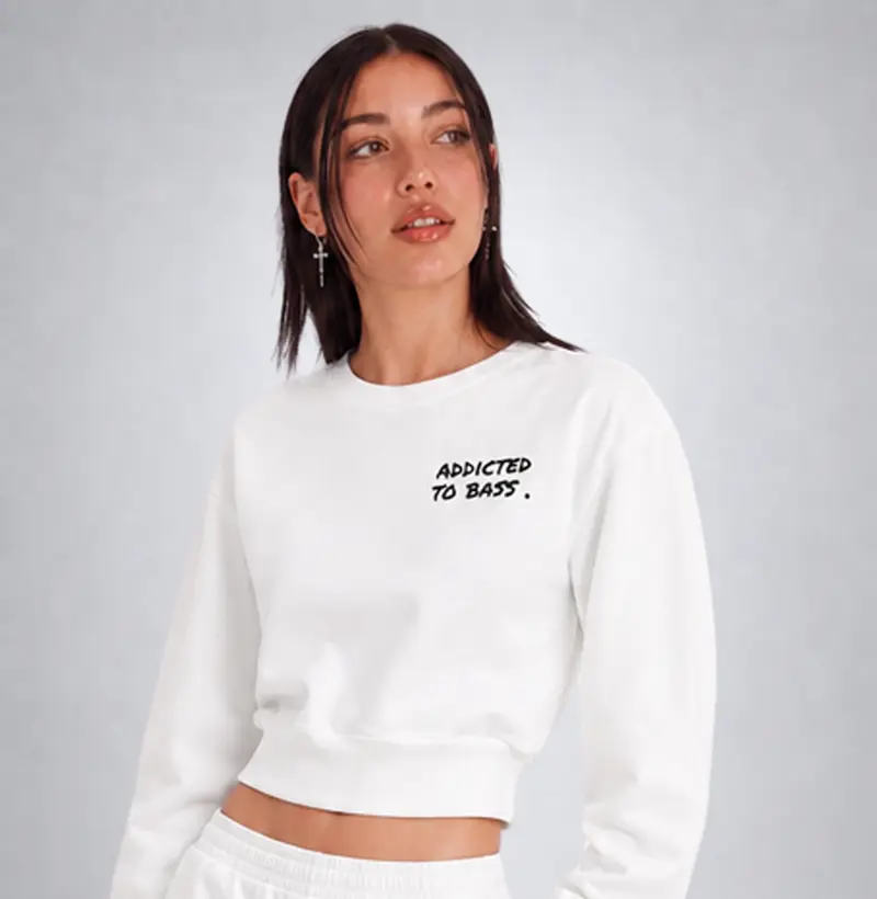 ADDICTED TO BASS — Cropped Moletom