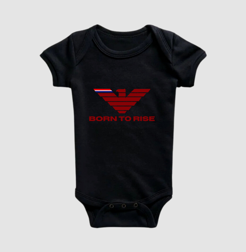 🦅 BORN TO RISE | O Poder de Quem Nasceu para Superar Mais do que uma estampa, Born to Rise é uma declaração de força, atitude e propósito. Inspirada na majestade da águia, símbolo universal de liderança, visão e liberdade, esta obra transmite a mentalidade daqueles que não aceitam limites e transformam desafios em conquistas. - Body Infantil