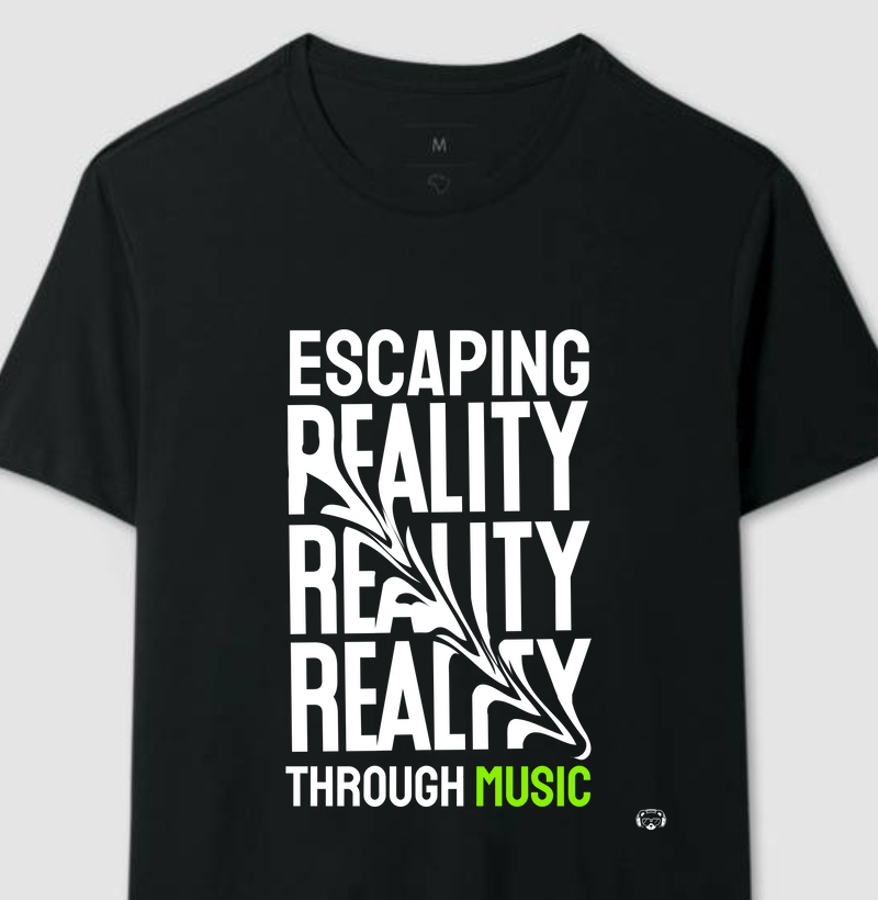 Camiseta Escaping Reality