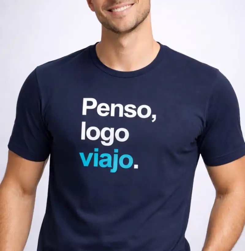 Penso, logo viajo