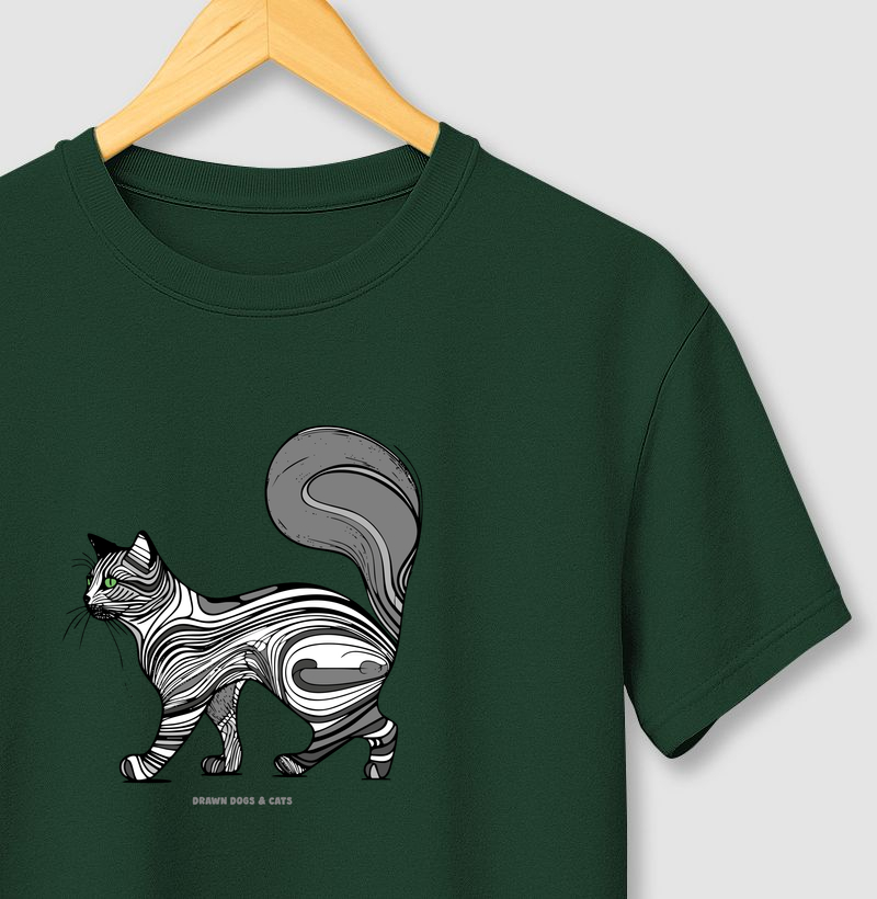 Gato cinza de rabo grande
