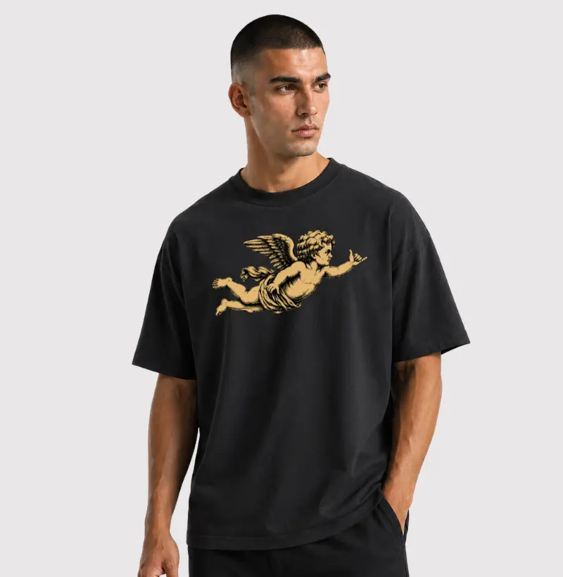 Camiseta Oversized Preta Golden Cherub