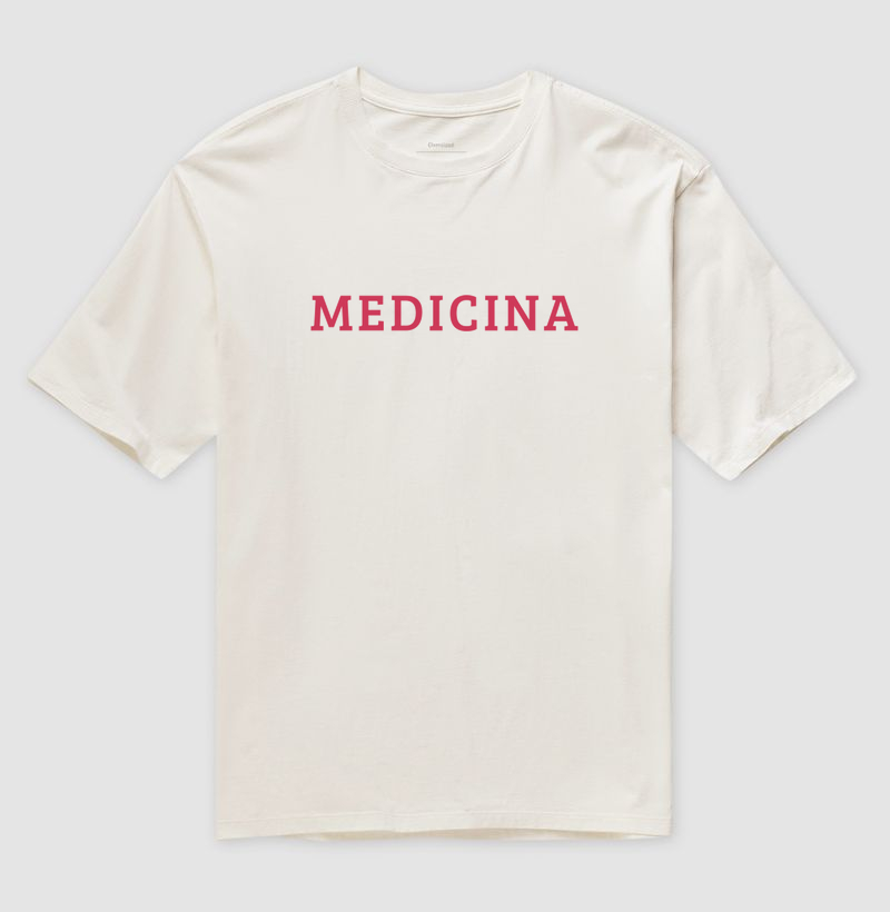 Camiseta Oversized Medicina College