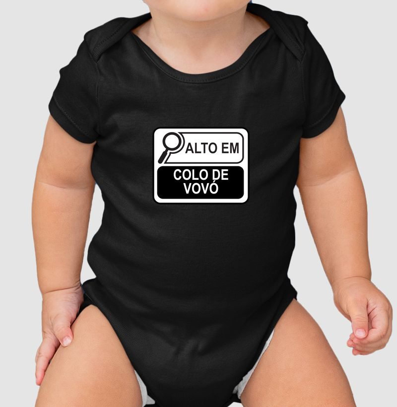 Alto em colo de Vovó