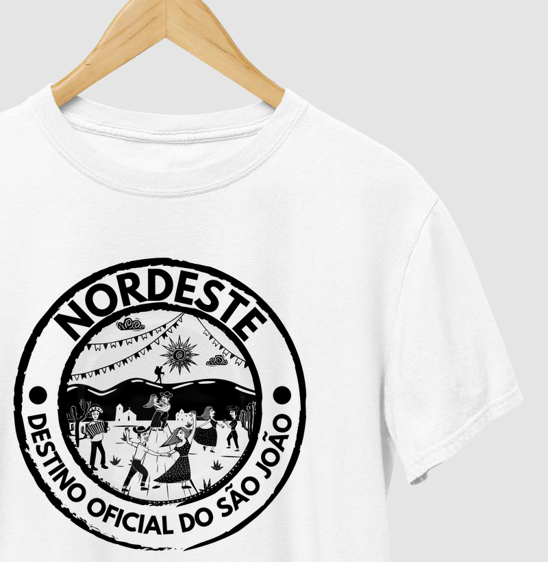Camiseta Nordeste Destino Oficial do São João | Coleção São João 2026 | Excursionista