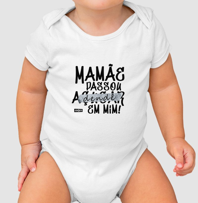 Camiseta Umbanda - Mamãe Passou Dendê em Mim