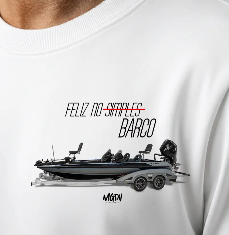 FELIZ NO BARCO