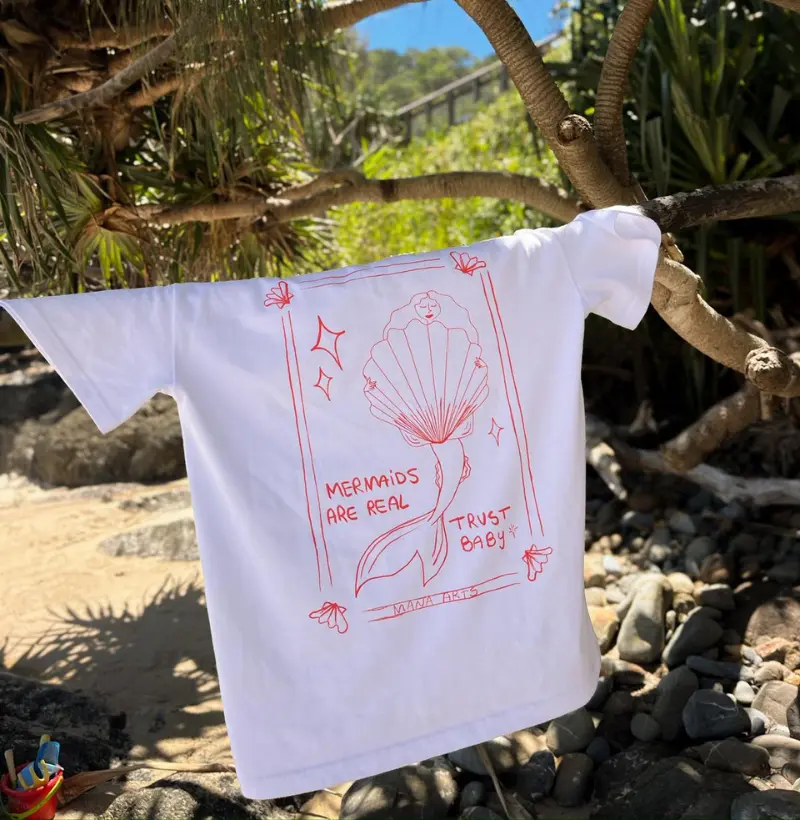 SEREIA TEE - Ilustração Mana Arts