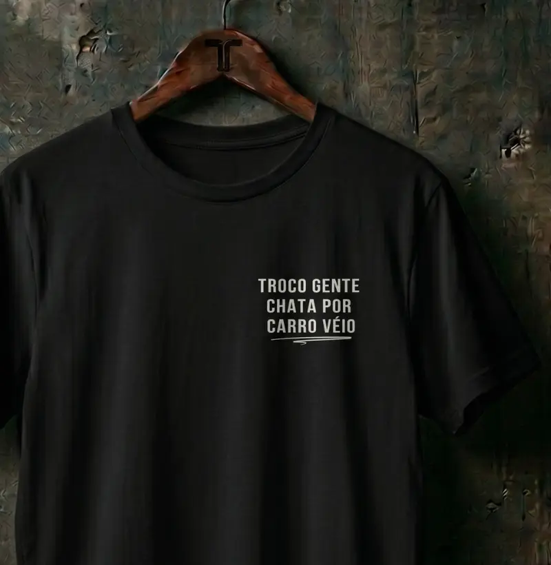 Troco gente  chata por  carro véio