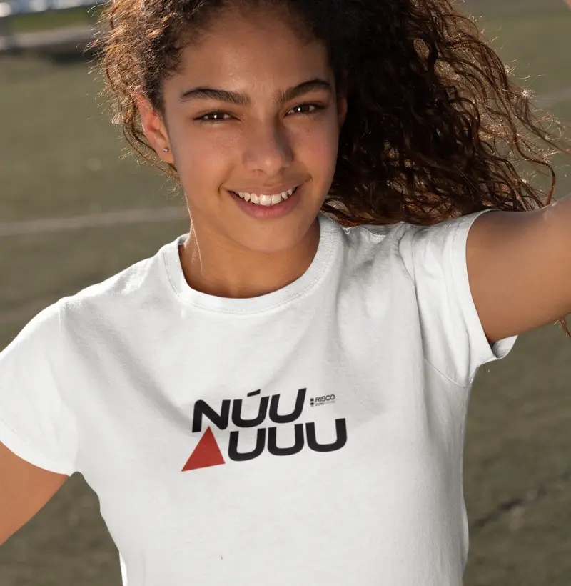 T-Shirt Feminina Branca - Núuuuu