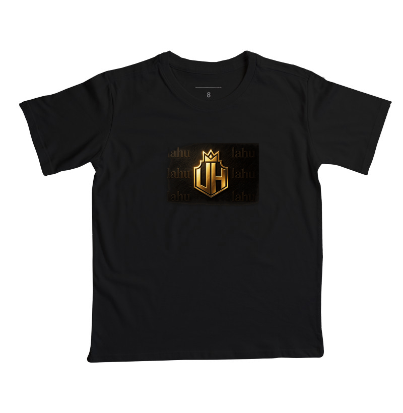 👑 Brasão da Grandeza | Poder, Prestígio e Liderança 👑 Para quem nasceu para se destacar, esta estampa traz um brasão imponente em dourado sobre um fundo negro sofisticado, transmitindo autoridade, força e exclusividade.