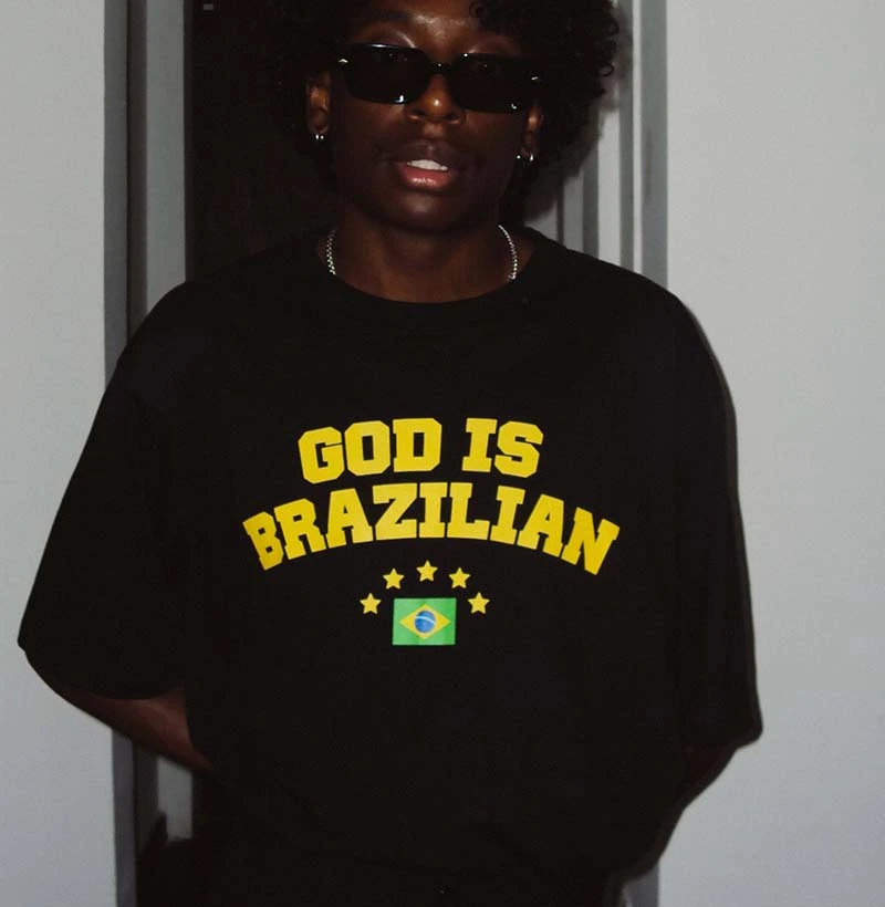 Tshirt Oversized God Is Brazilian