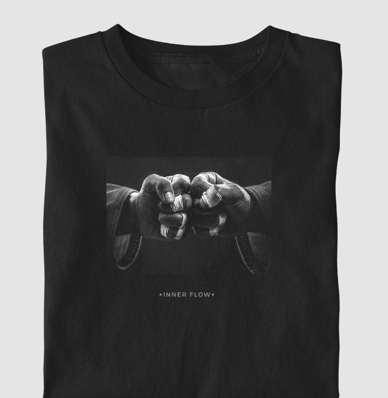 TSHIRT FIST BUMP 