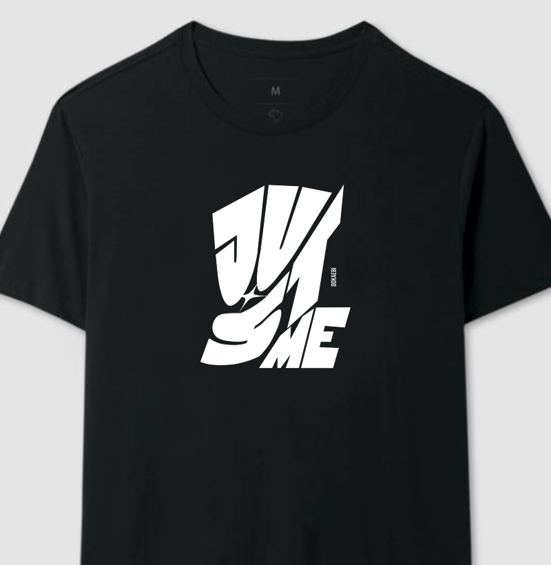 Camiseta Just Me - Preta
