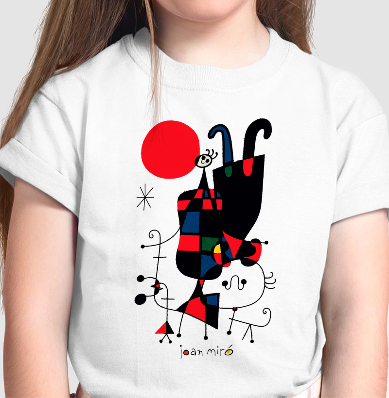 Camiseta Infantil Miro Figuras e Cachorro no Sol 