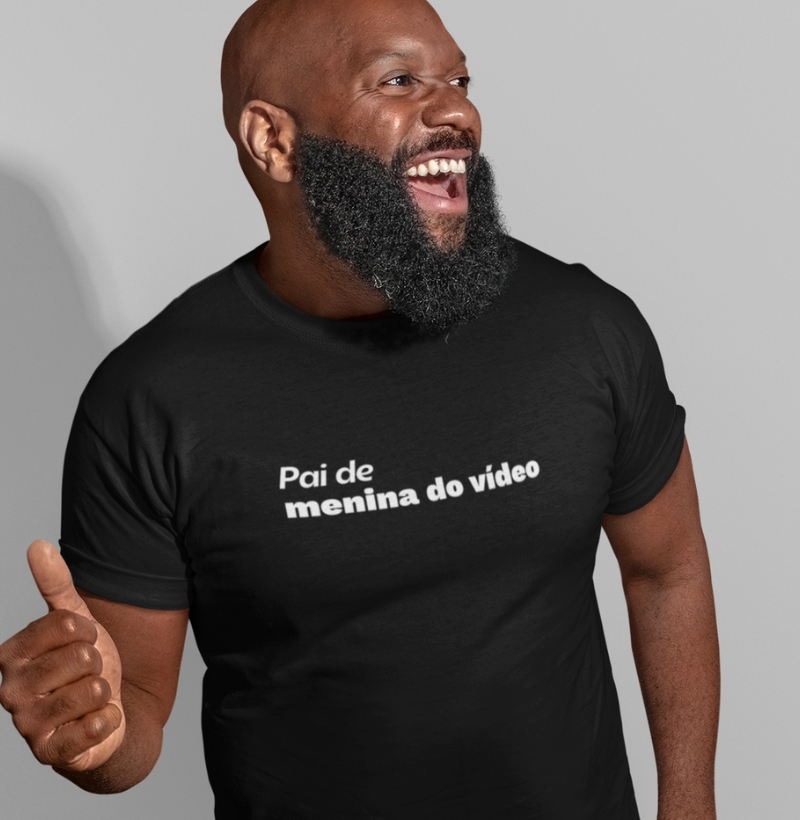 Pai de menina do vídeo